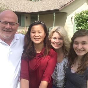 Meet your Posher, Lisa